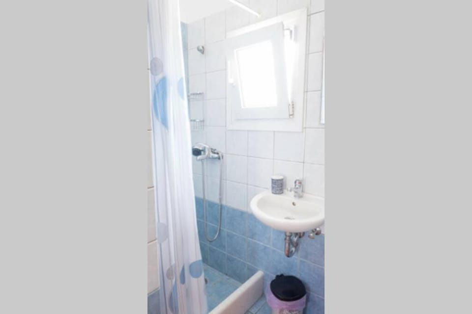 Esthir s guest house- sea view Apartment in Naxos
