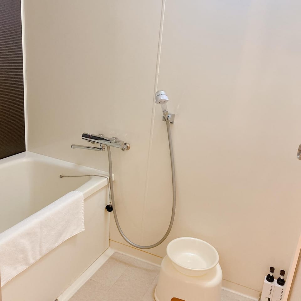 Hotel Shin Osaka / Vacation STAY 81537 Hotel in Osaka