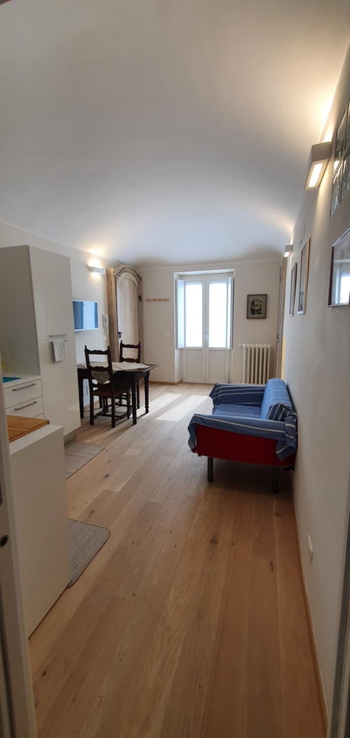 Kitchen or kitchenette, Living room, Dining area
