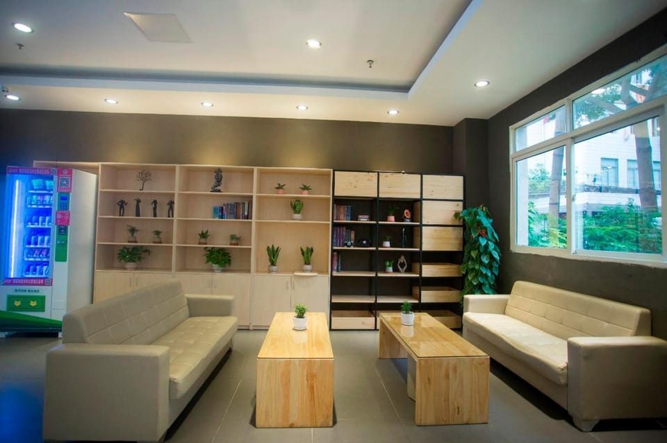 7Days Premium Xiamen Airport Dianqian Subway Station Branch Hotel in Xiamen