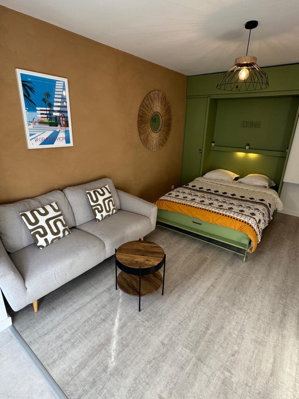 Studio cosy 30 m2 climatisé au centre ville de LGM Apartment in La Grande-Motte
