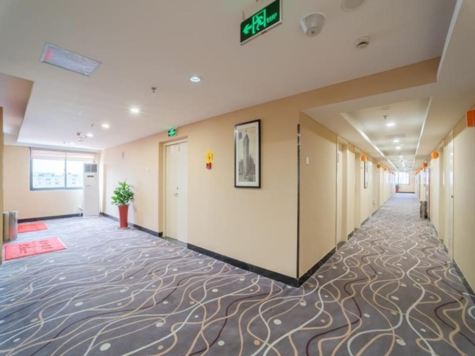 7Days Premium Xiamen Airport Branch Hotel in Xiamen