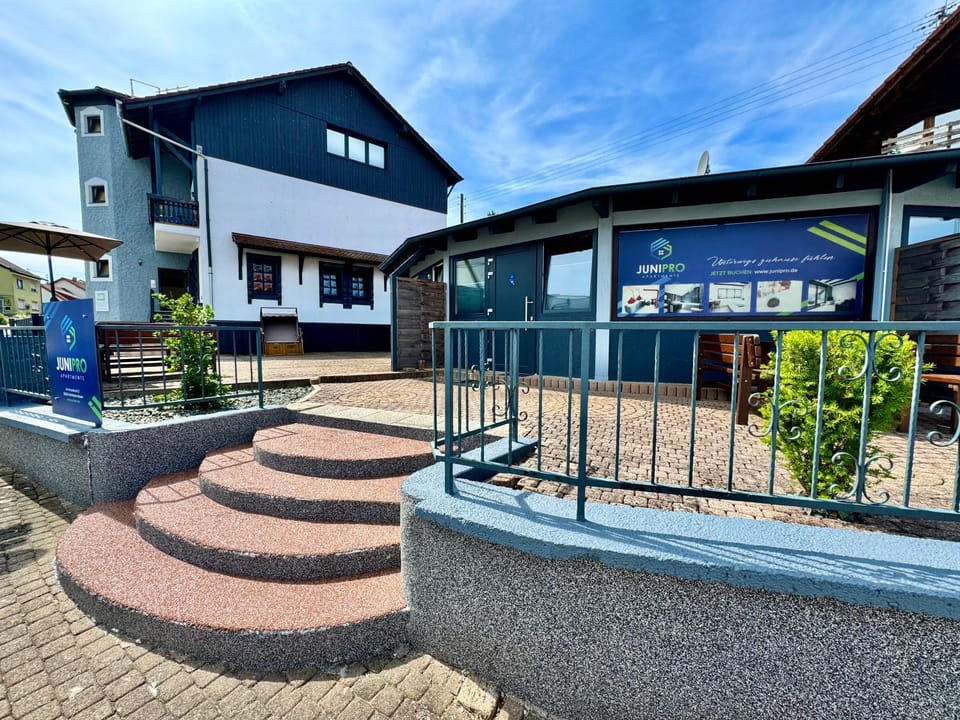 Property building, Day