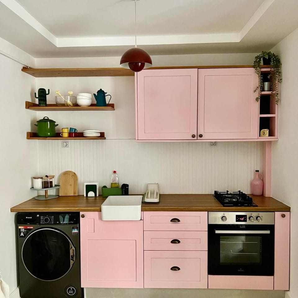 Le Nid Des Couleurs Apartment in Algeria