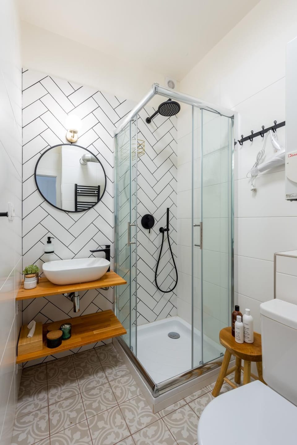 Shower, Toilet, Bathroom