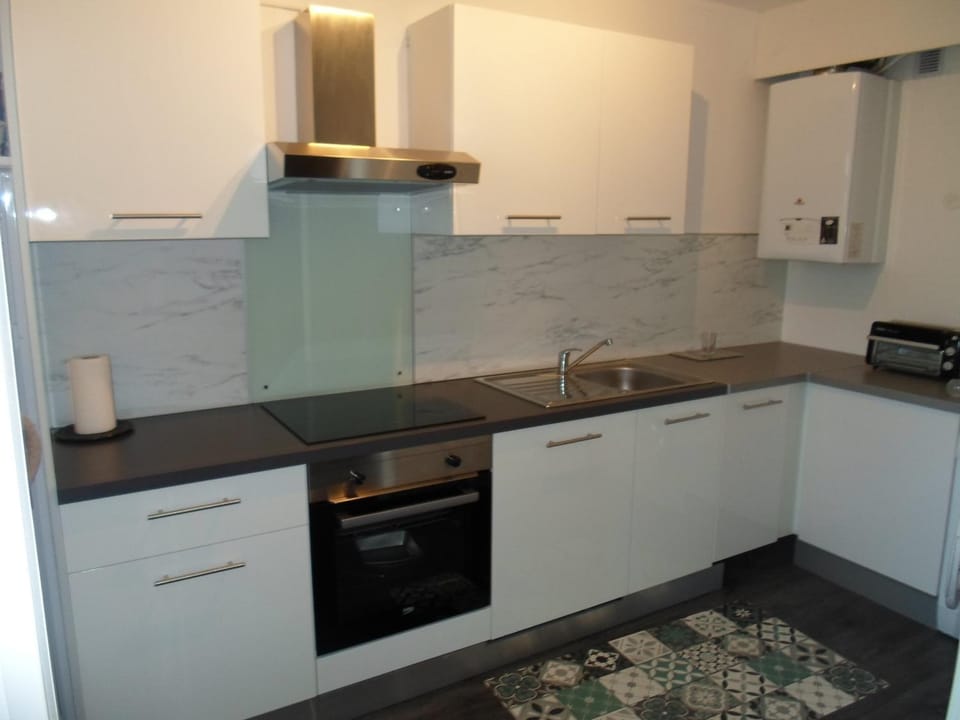 Appartement 80m² 2 Chambres Près des Thermes - FR-1-503-111 Apartment in Balaruc-les-Bains