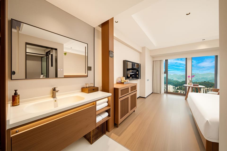 Natural landscape, Bedroom, Mountain view
