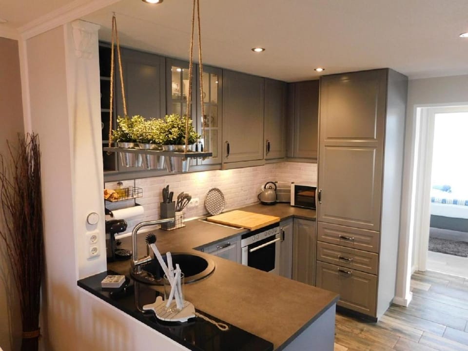 Coffee/tea facilities, Kitchen or kitchenette
