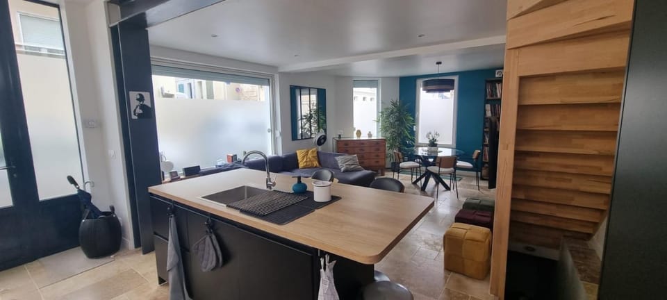 Maison de pécheur 4 chambres centre ville 10 min de la plage Good Mindset House in Deauville