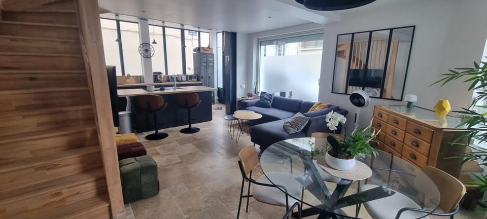 Maison de pécheur 4 chambres centre ville 10 min de la plage Good Mindset House in Deauville