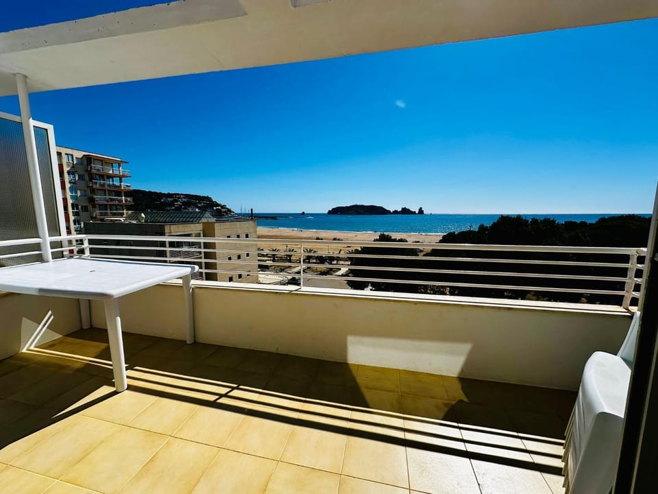 Balcony/Terrace, Sea view, air conditioner