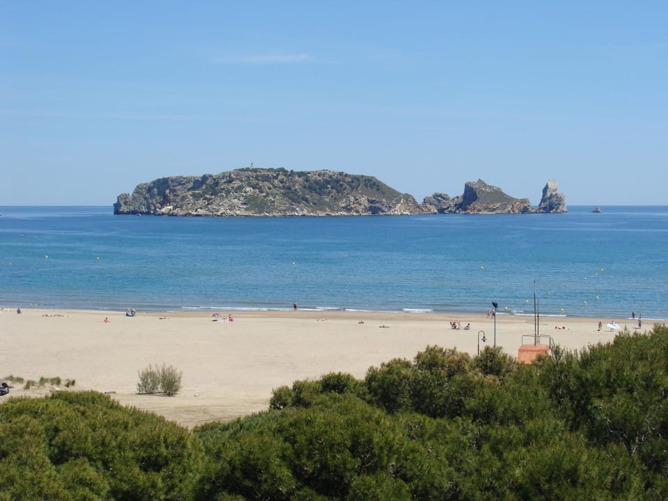 Natural landscape, Snorkeling, Beach, Diving, Landmark view, Sea view