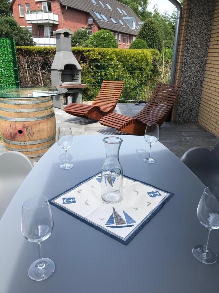 BBQ facilities, Garden, Balcony/Terrace