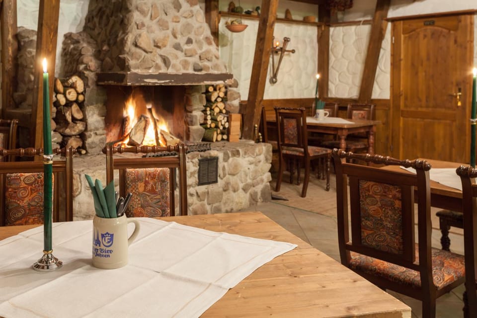 Restaurant/places to eat