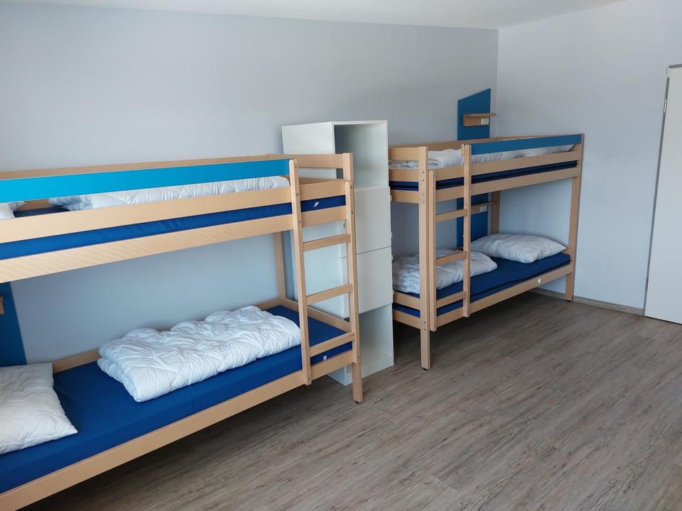 Photo of the whole room, Bedroom, bunk bed