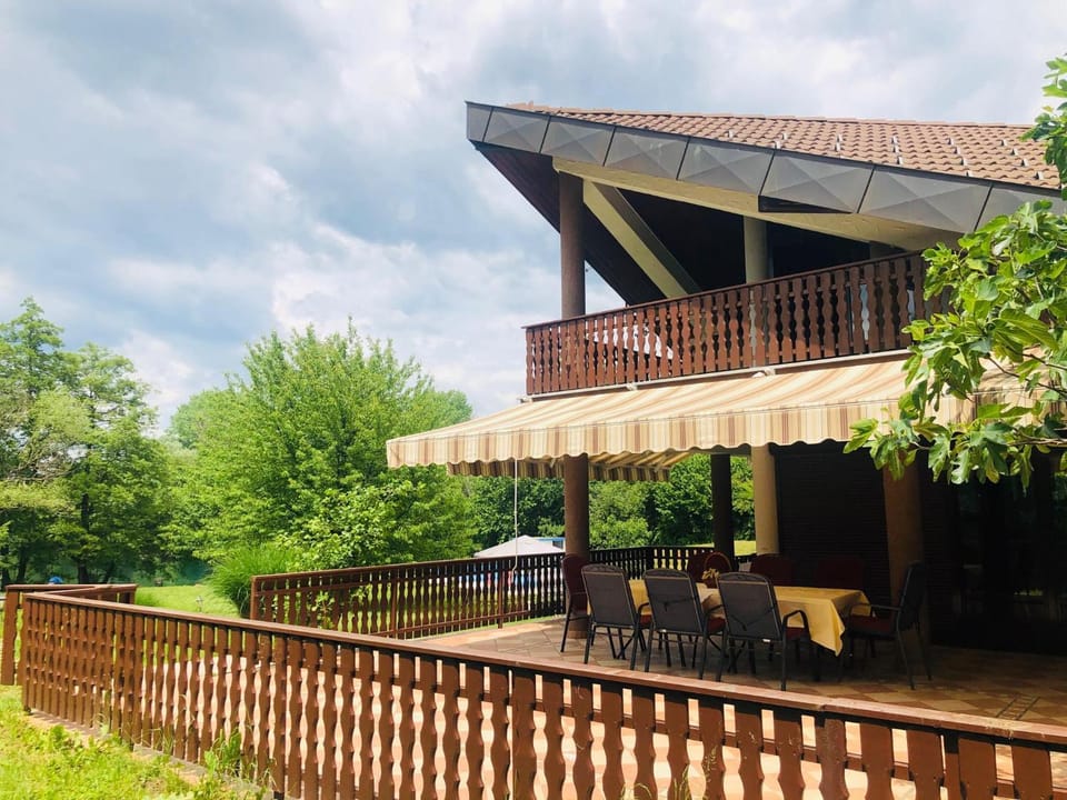 Apartman Vila Una Royal Villa in Lika-Senj County