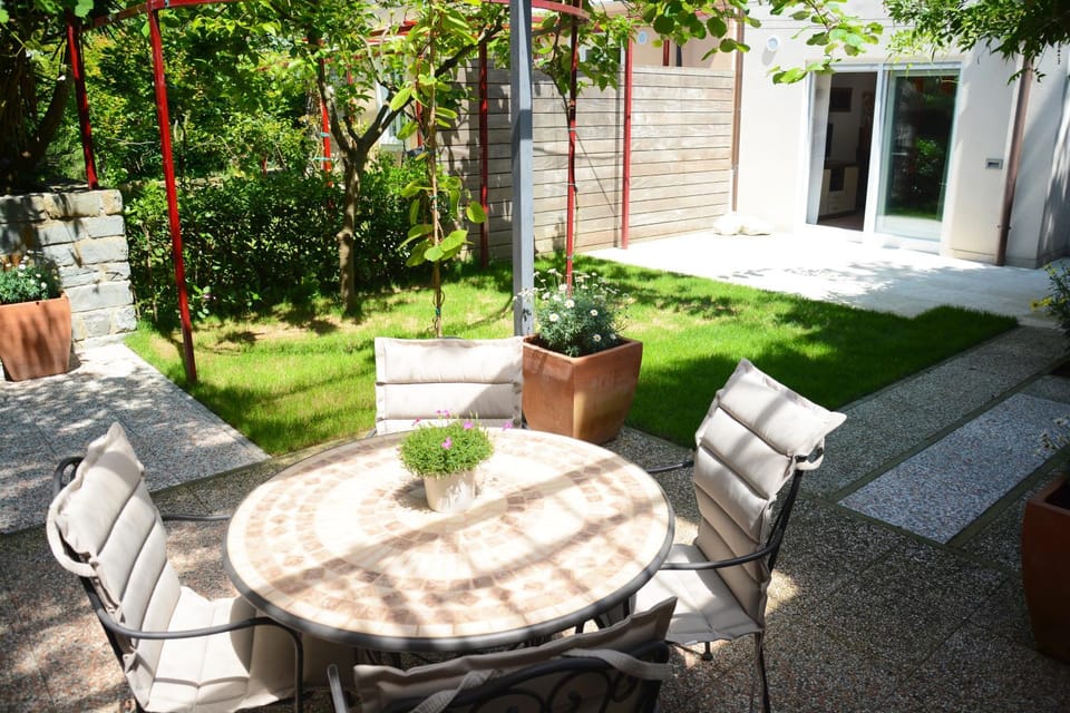 Patio, Garden