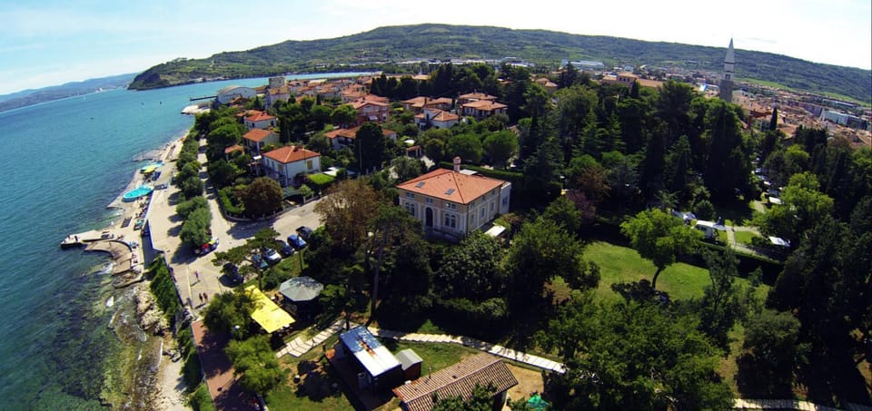 Property building, Bird's eye view, View (from property/room), Sea view