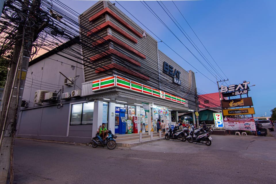 Nearby landmark