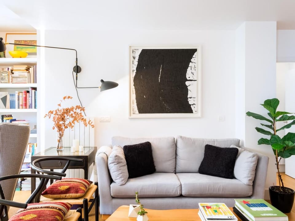 Living room, Seating area