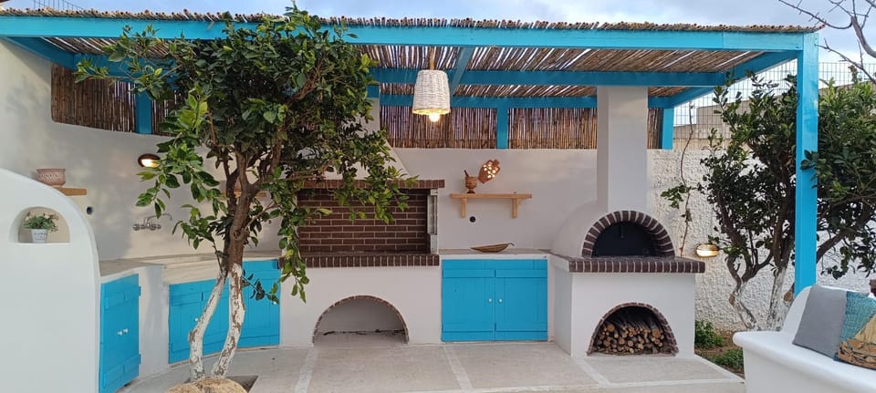 PERIVOLI 4-CHORA(5min away from the center by car) Apartment in Naxos, Naxos and Lesser Cyclades, Greece