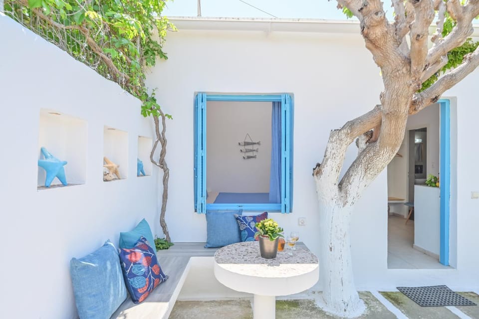 PERIVOLI 4-CHORA(5min away from the center by car) Apartment in Naxos, Naxos and Lesser Cyclades, Greece