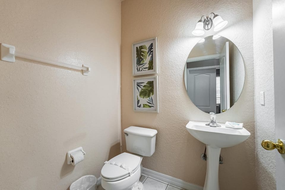 Toilet, Bathroom