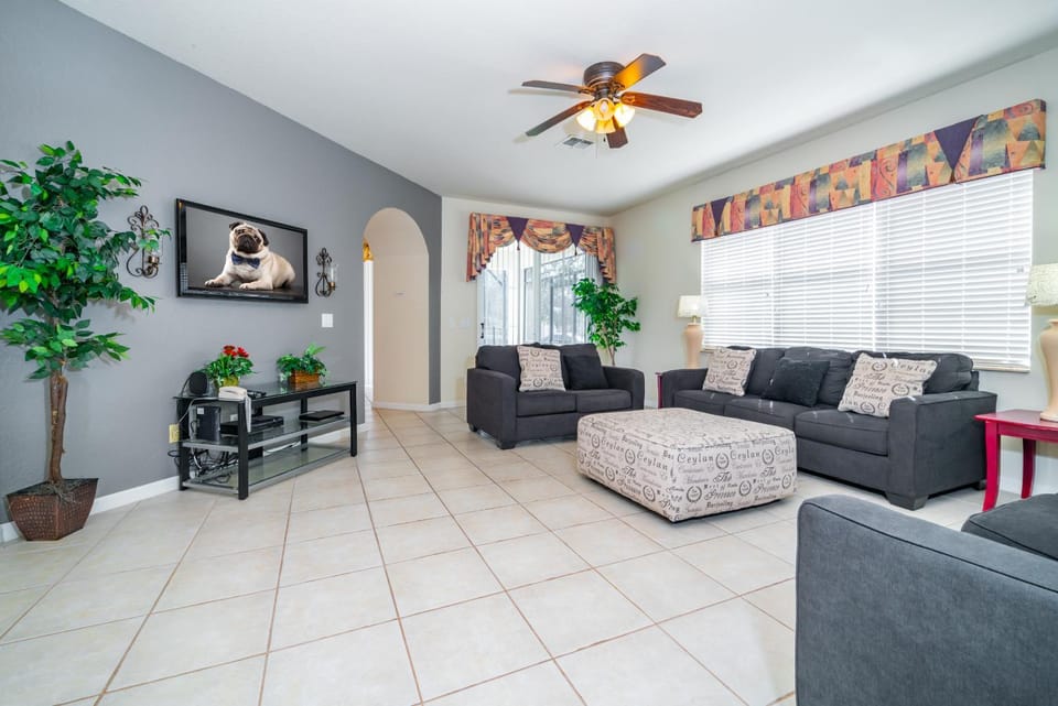 4970PMS - Don Caster Home (B) House in Poinciana