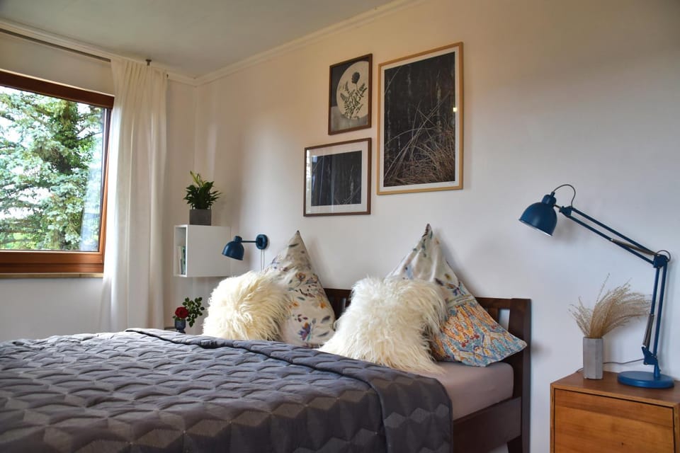 Photo of the whole room, Decorative detail, Bedroom