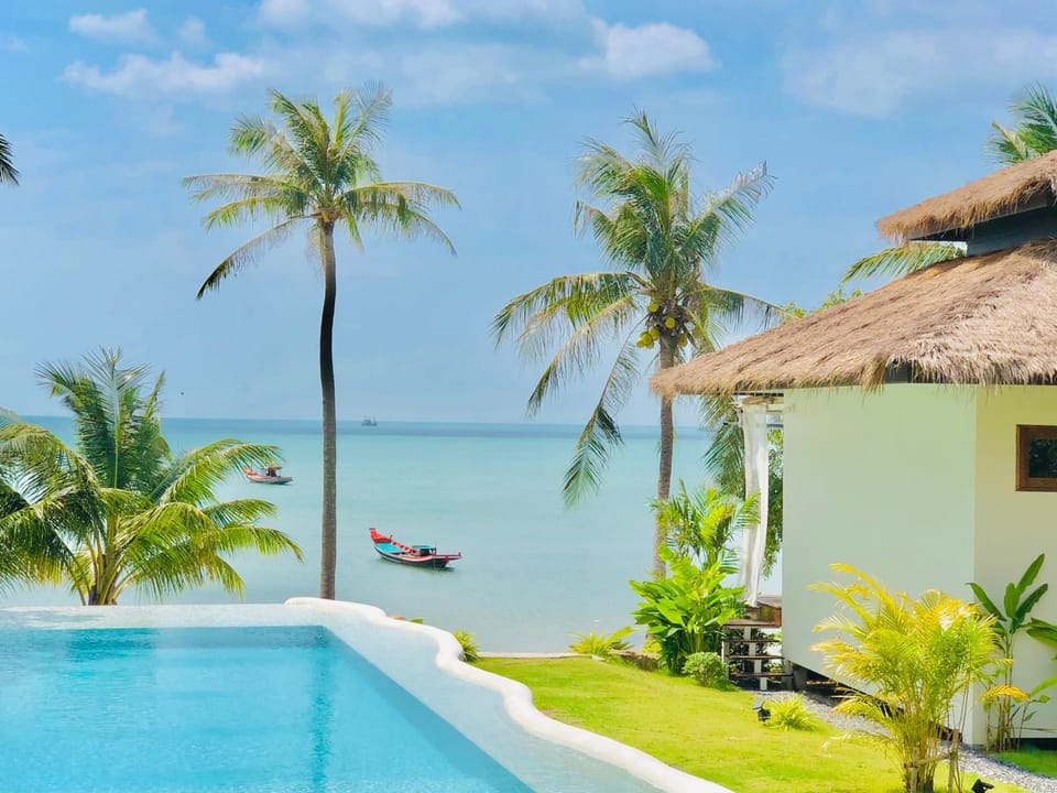 Garden view, Sea view
