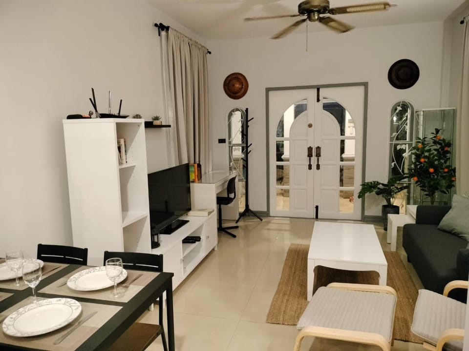 Beautiful Villa with private pool in Cha-Am Villa in Thailand