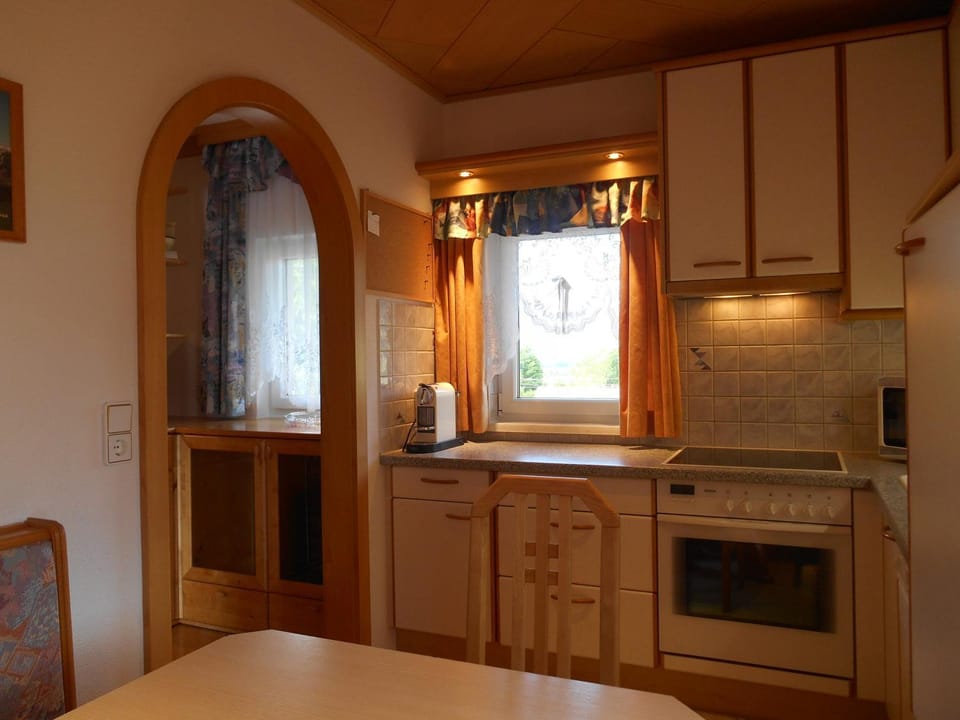 Coffee/tea facilities, Kitchen or kitchenette