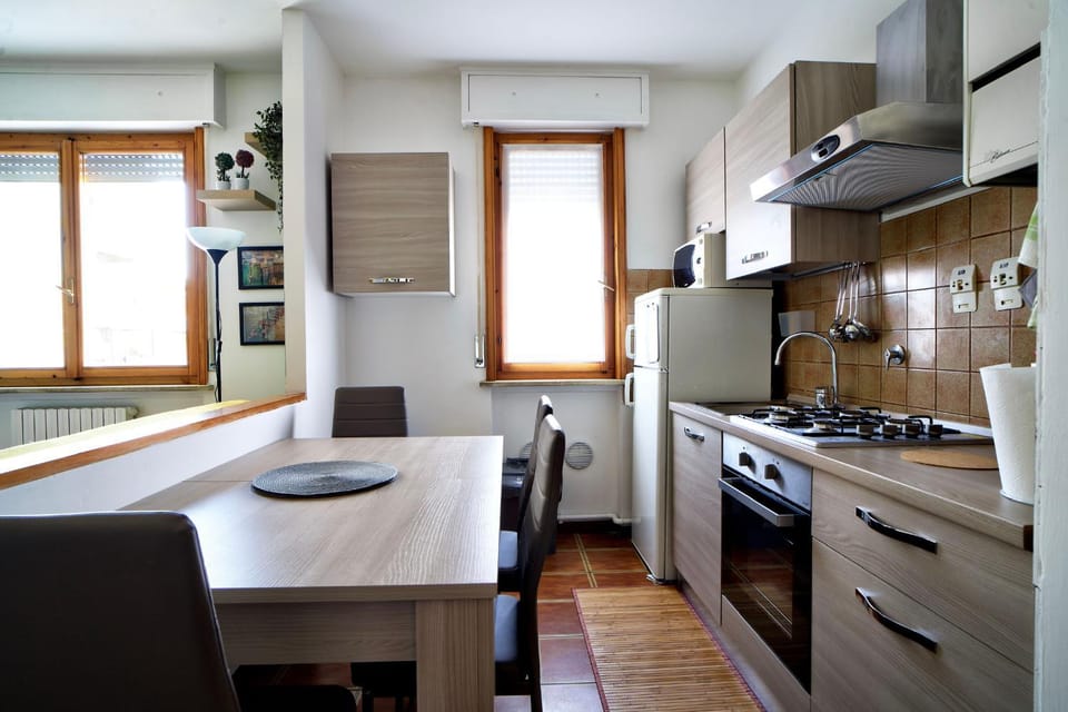 Casa Zoe Apartment Free parking,self check in & free wi fi Apartment in Parma