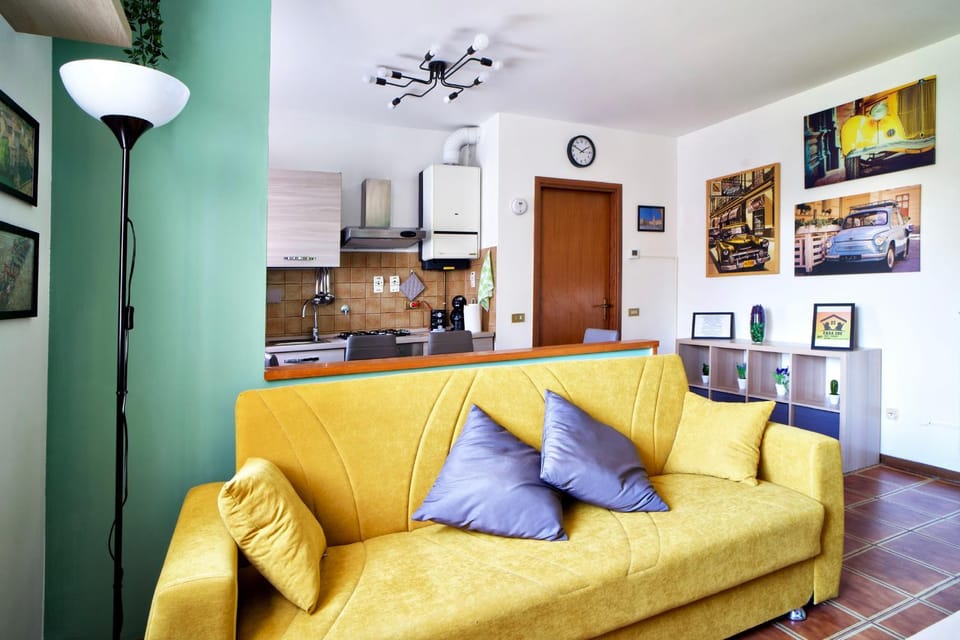 Casa Zoe Apartment Free parking,self check in & free wi fi Apartment in Parma