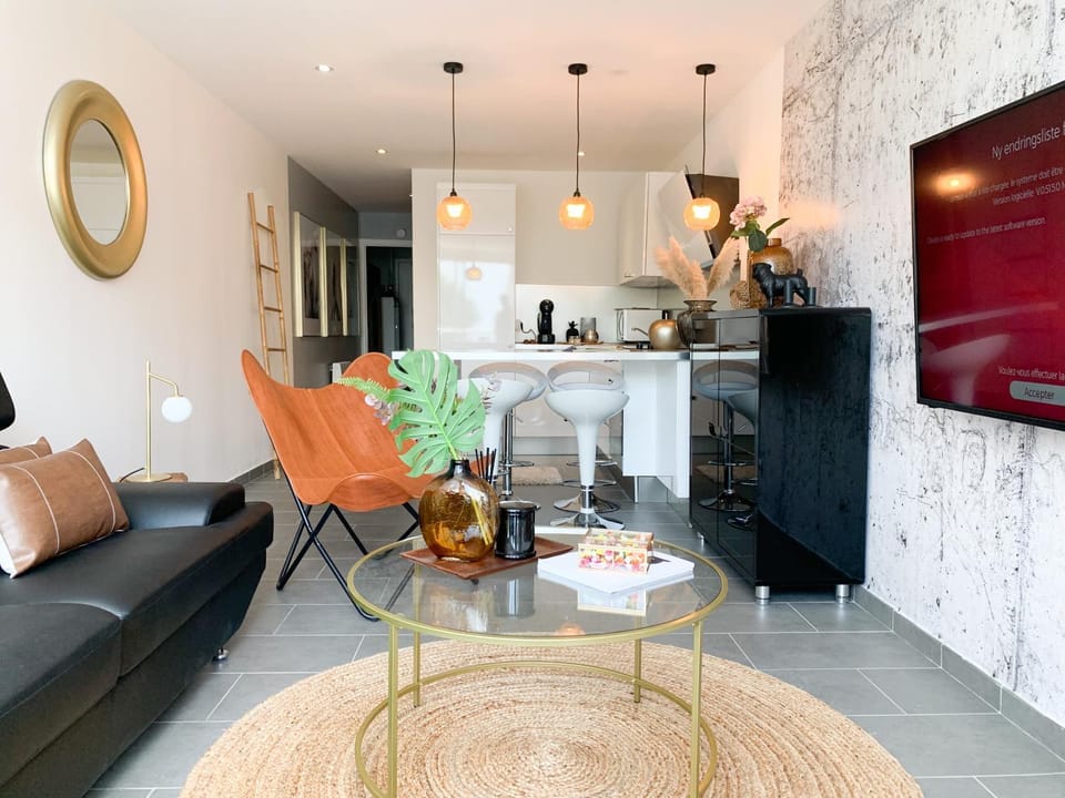 Appartement accès direct mer et de toutes commodités Apartment in La Grande-Motte