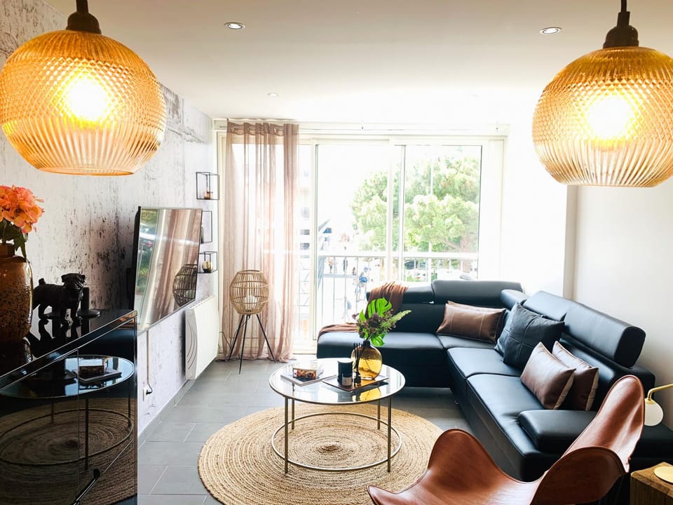 Appartement accès direct mer et de toutes commodités Apartment in La Grande-Motte