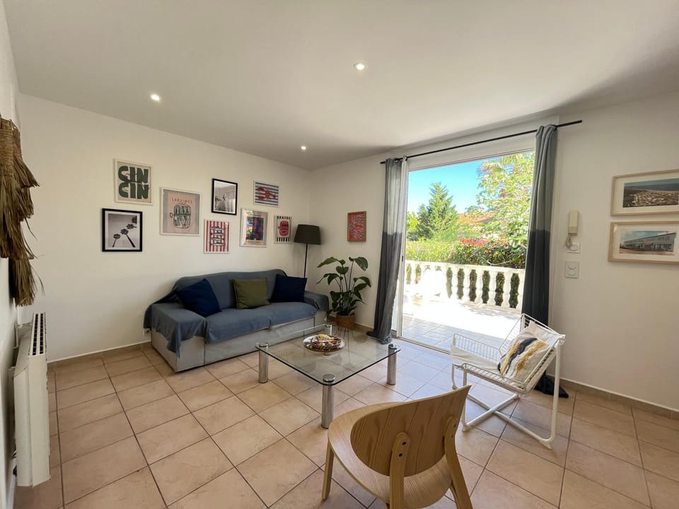 Adorable maison de vacances plain pied au coeur de la station et proche des plages 4 chambres, jardin, WIFI, LXDUNE1 Villa in Portiragnes
