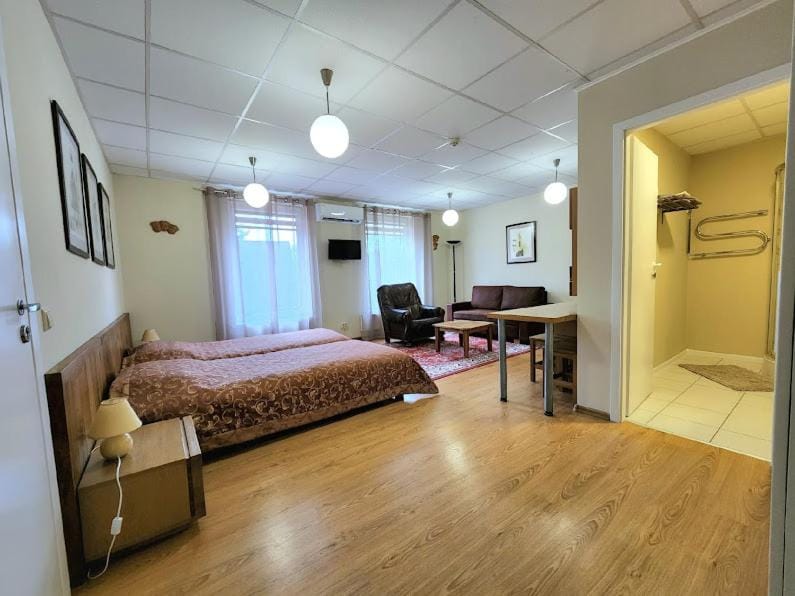 Photo of the whole room