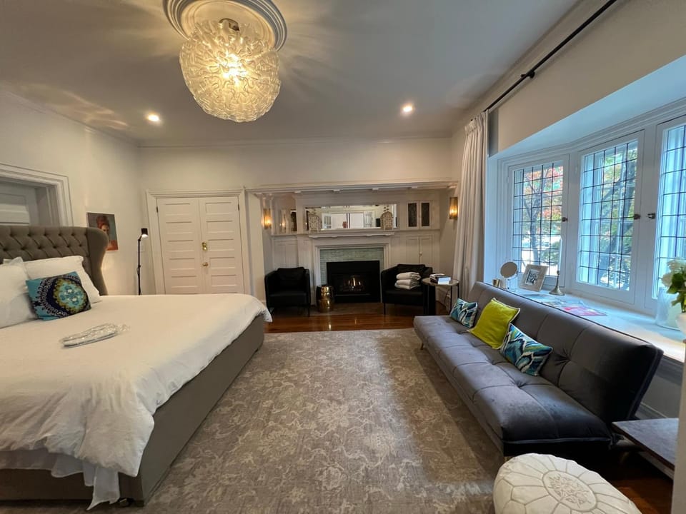 The Jane Toronto Bed and Breakfast in Toronto