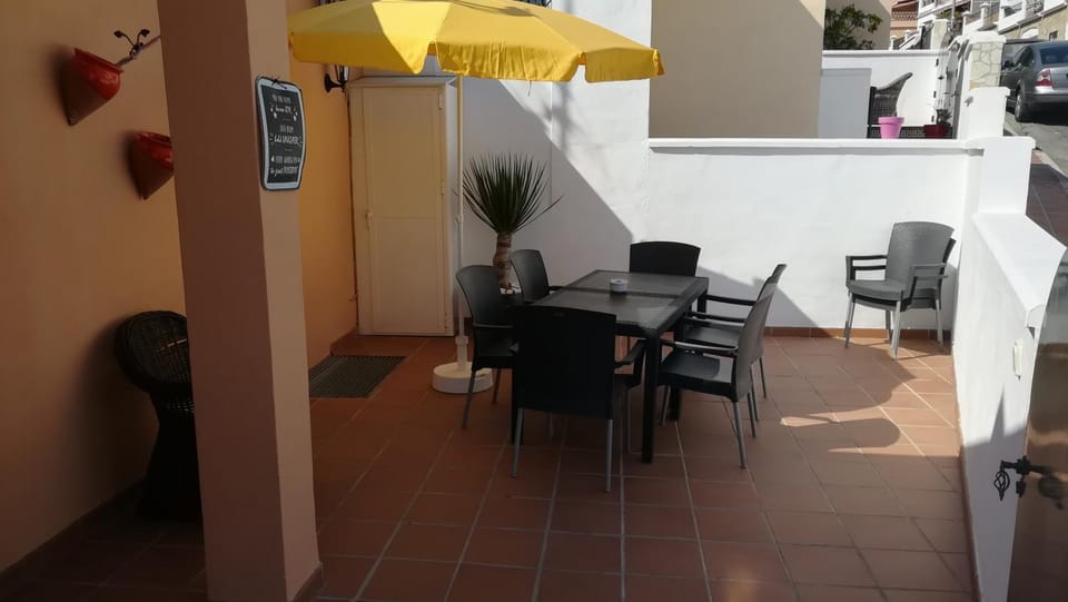 Burriana Holiday Rentals 3 Apartaments Private Pool Villa in Nerja