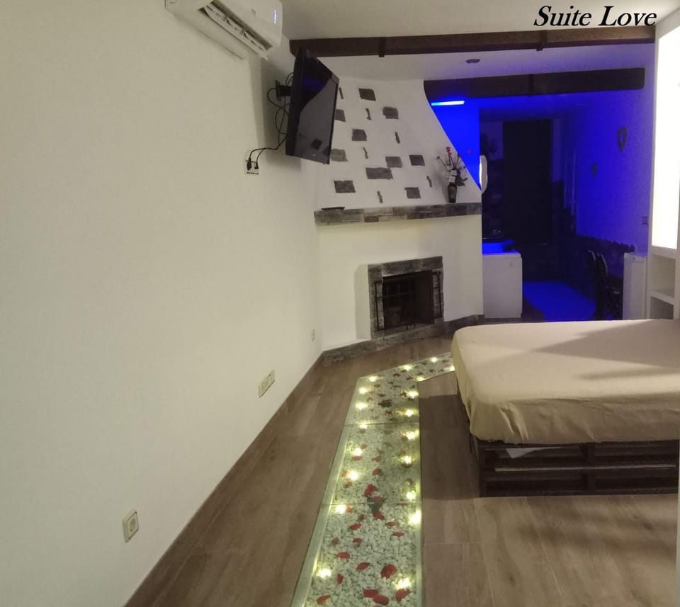 TV and multimedia, Photo of the whole room