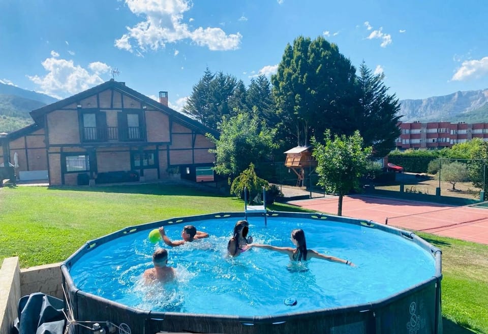 Barandi Urbasa Chalet in Basque Country
