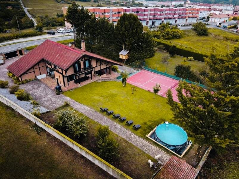Bird's eye view, Pool view, Swimming pool