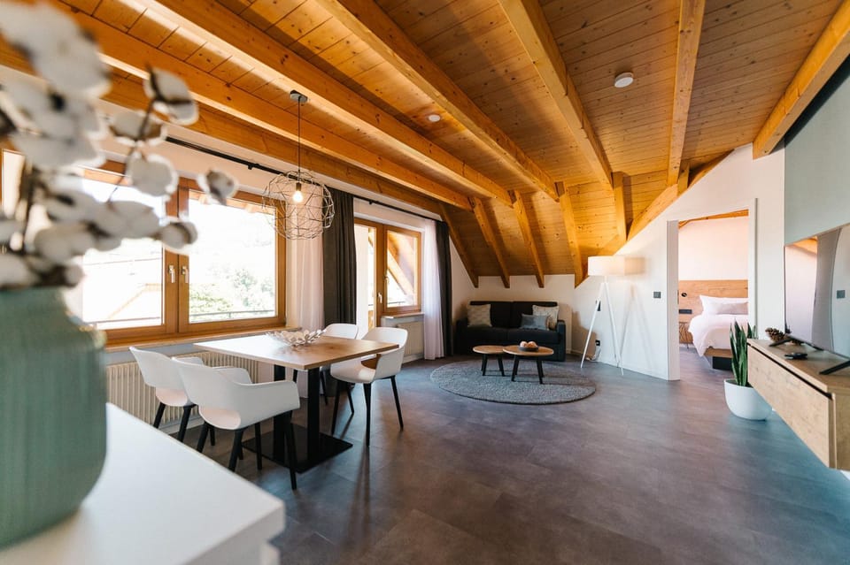 Moderne 2 Zi.-FeWo BlackForest Art Nähe Freiburg Apartment in Baden-Württemberg