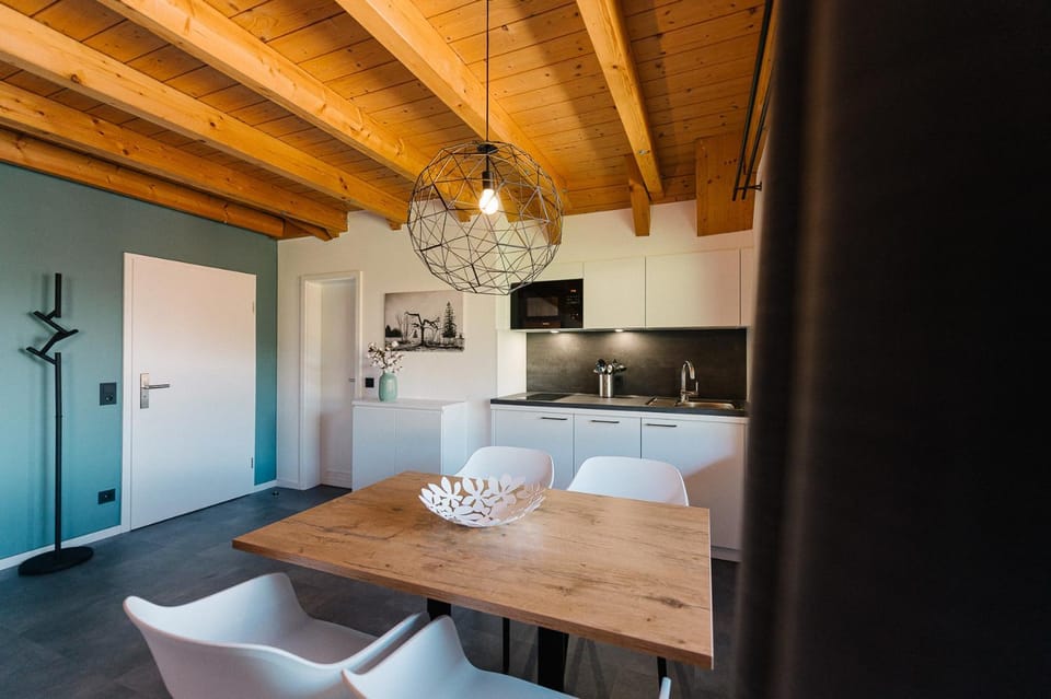 Moderne 2 Zi.-FeWo BlackForest Art Nähe Freiburg Apartment in Baden-Württemberg