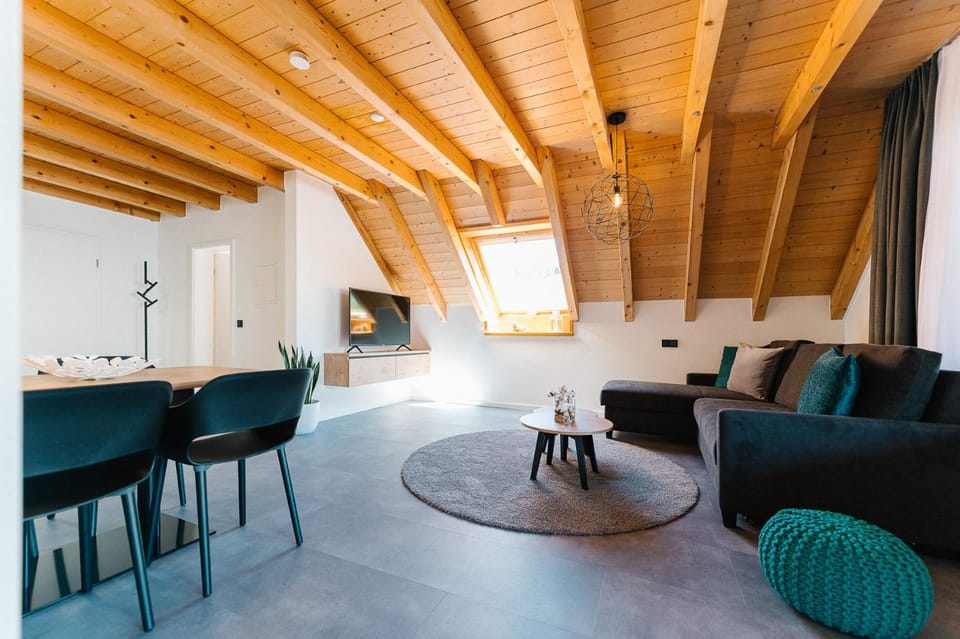 Moderne 3 Zi.-FeWo BlackForestArt Nähe Freiburg Apartment in Baden-Württemberg