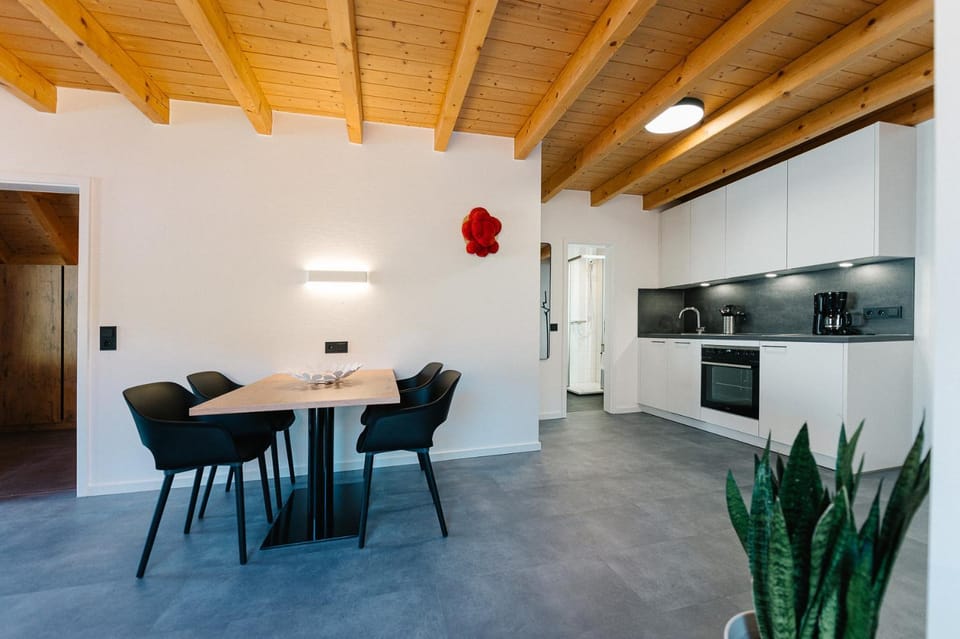 Moderne 3 Zi.-FeWo BlackForestArt Nähe Freiburg Apartment in Baden-Württemberg