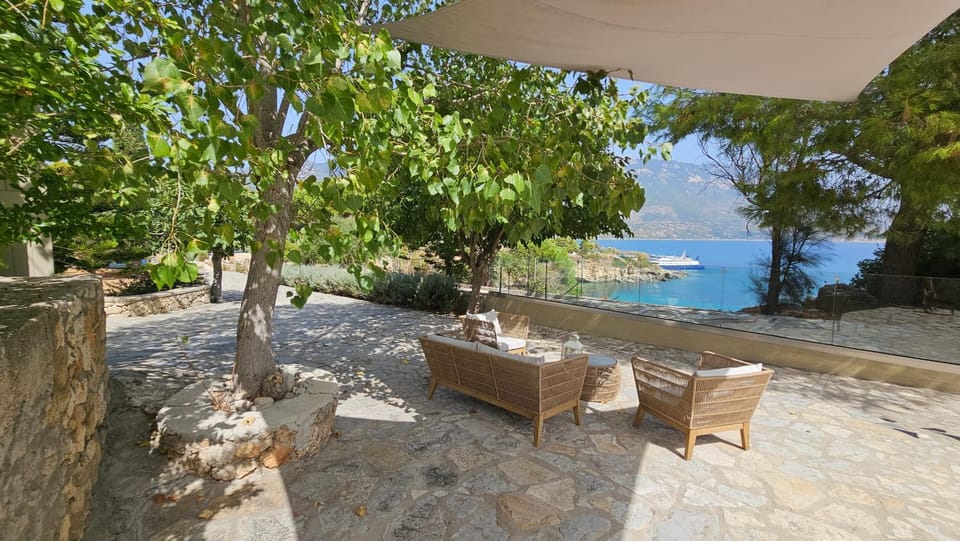 Garden, Seating area, Sea view