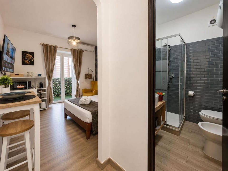 Bathroom, Photo of the whole room