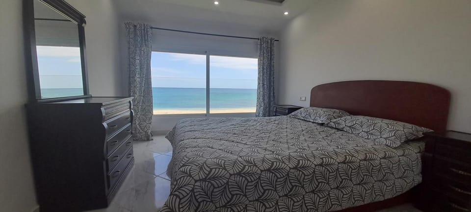 Bedroom, Sea view